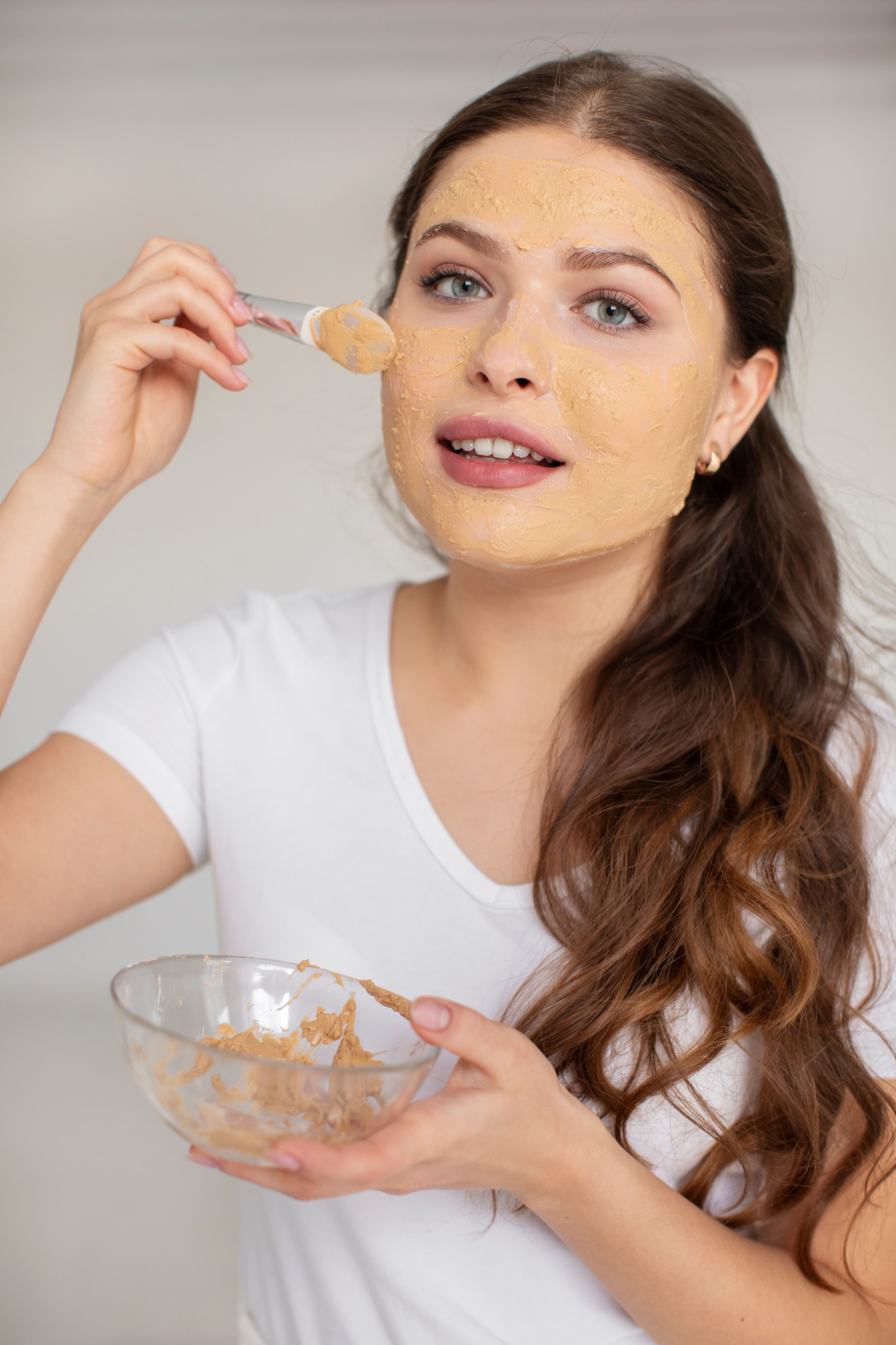 Exfoliate Your Face at Home: Simple Steps for Healthy, Youthful Skin